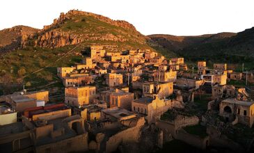 Uçaklı Butik Mardin Turu