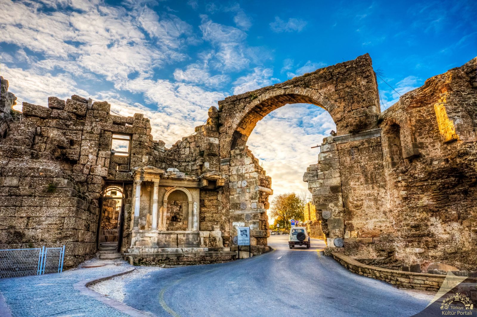 Günübirlik Side Manavgat Alanya Turu