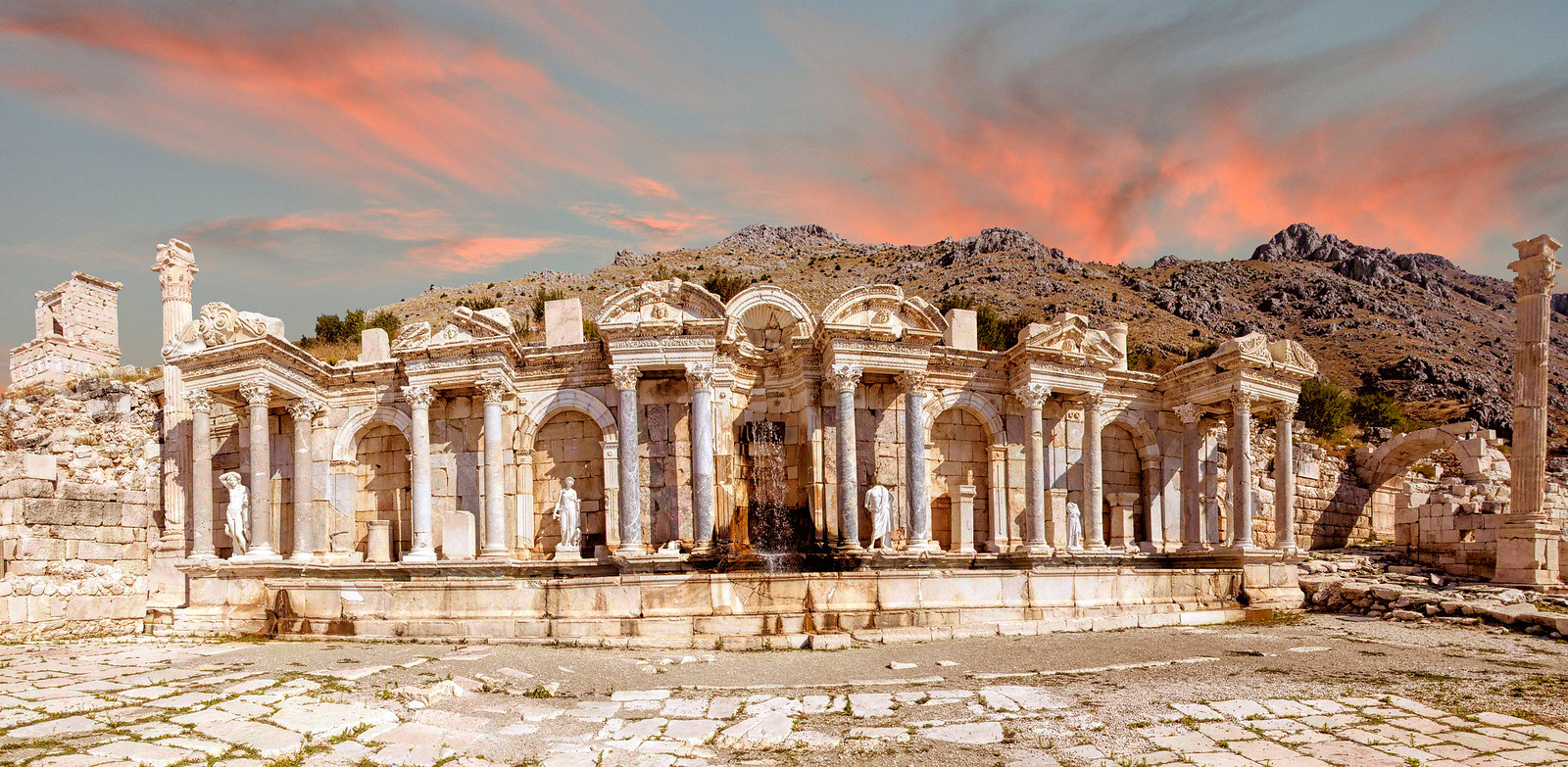 SAGALASSOS ANTİK KENTİ – İNSUYU MAĞARASI – BURDUR TURU